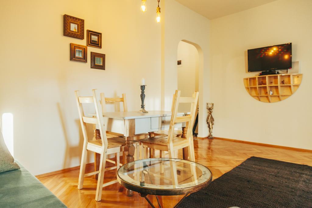 Artsy Old Town Apartment Bükreş Dış mekan fotoğraf